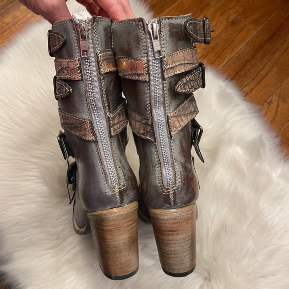 Freebird by Steven Bond Blush Croco Metallic *New* - Picture 4 of 7